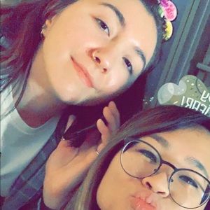 Meet your Posher, Alicia